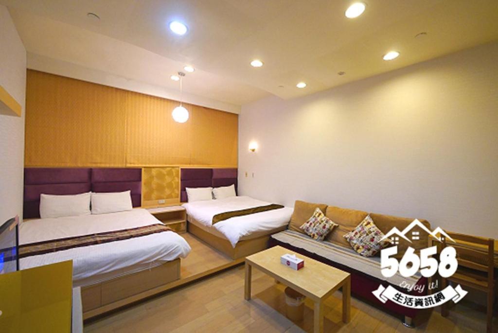 85 Happy Holiday Hotel Каосюн Екстериор снимка