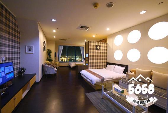 85 Happy Holiday Hotel Каосюн Екстериор снимка